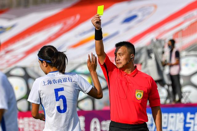 拜仁慕尼黑4-0战胜博德，奥利塞远程轰炸惊艳全场