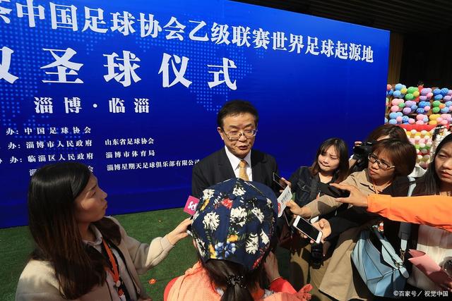 邮报：未能达成续约协议，阿森纳16岁边锋汤普森接近加盟热刺